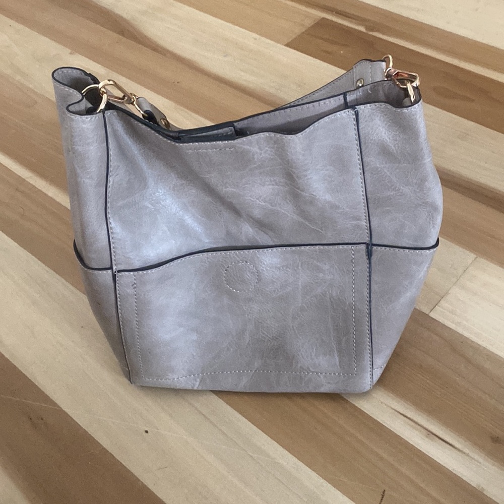 Pewter bucket bag - Picture 2 of 5